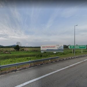 Horizontal FreeStanding Billboard -
 KM-233.95 - LPT-Highway - Bukit-Goh