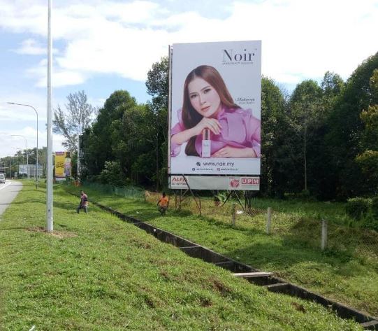 alfa-billboards Plus highway